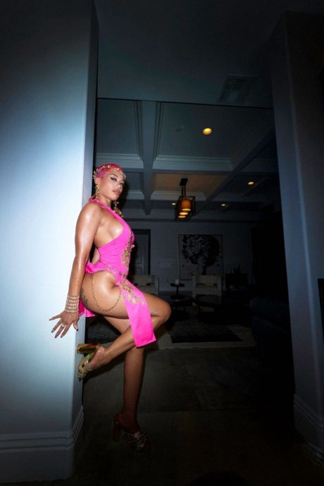 Jasamine Banks